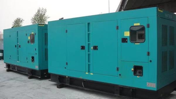 乌鲁木齐康明斯400kw大型柴油二手发电机组 乌鲁木齐康明斯400kw大型柴油二手发电机组