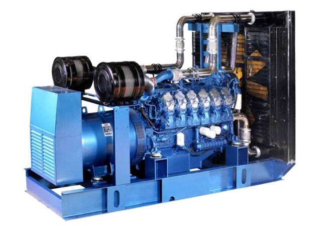 乌鲁木齐康明斯30kw小型柴油二手发电机组 乌鲁木齐康明斯30kw小型柴油二手发电机组